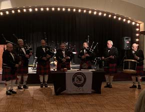 pipes and drums at burns supper
